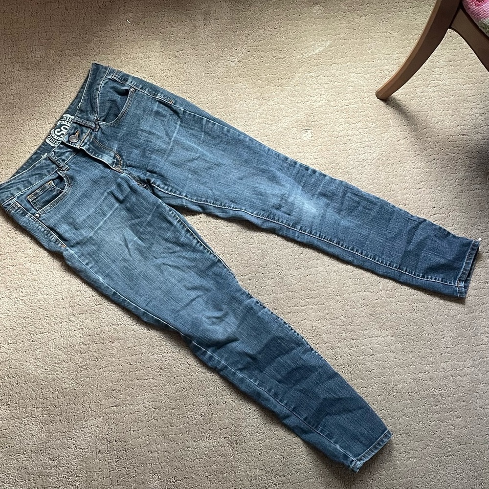 SO skinny jean medium wash